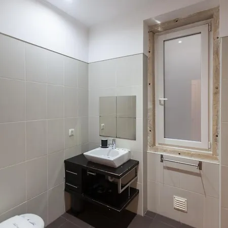 Flh Saldanha Spacious Апартаменты